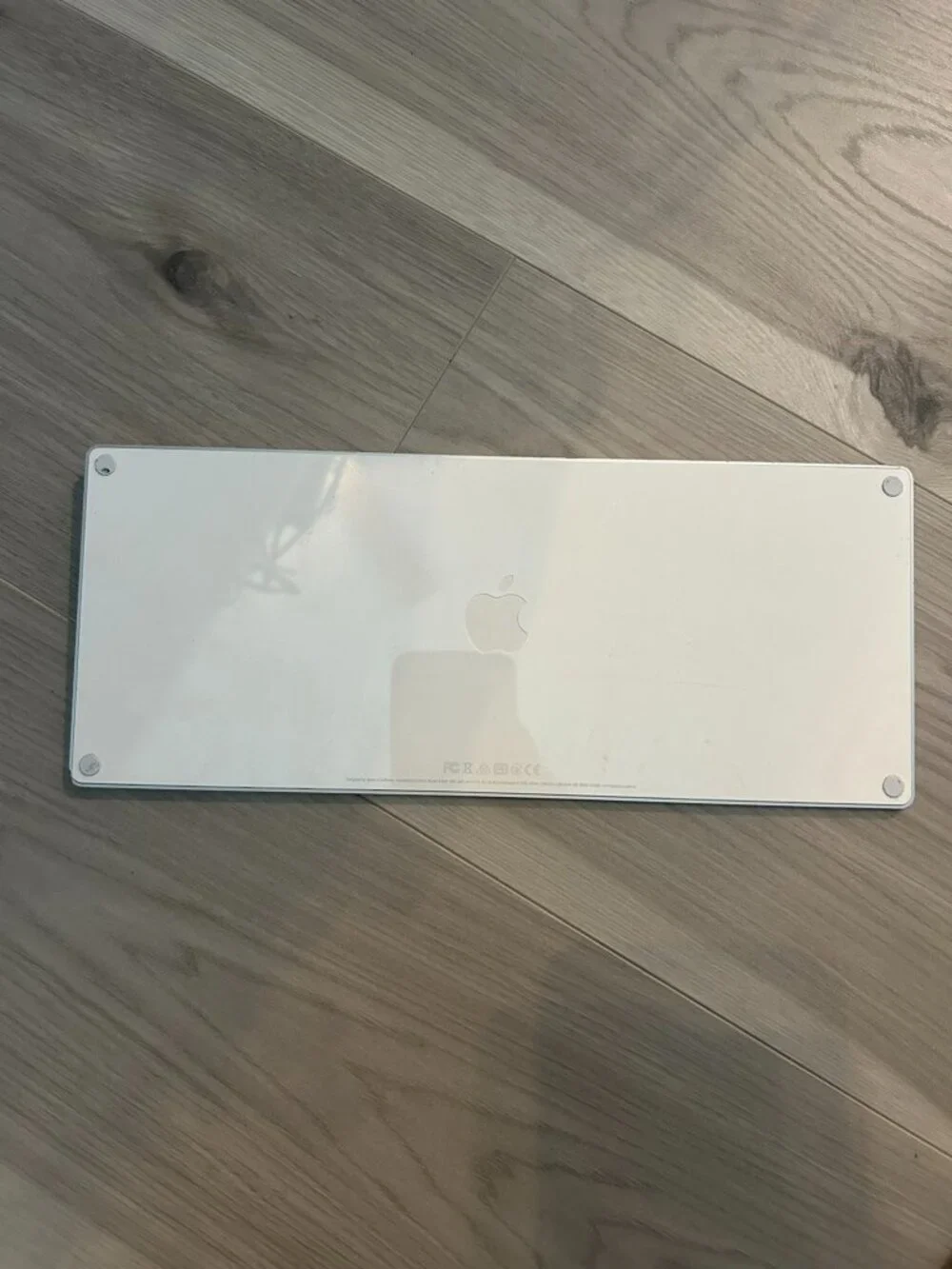 APPLE MAGIC KEYBOARD